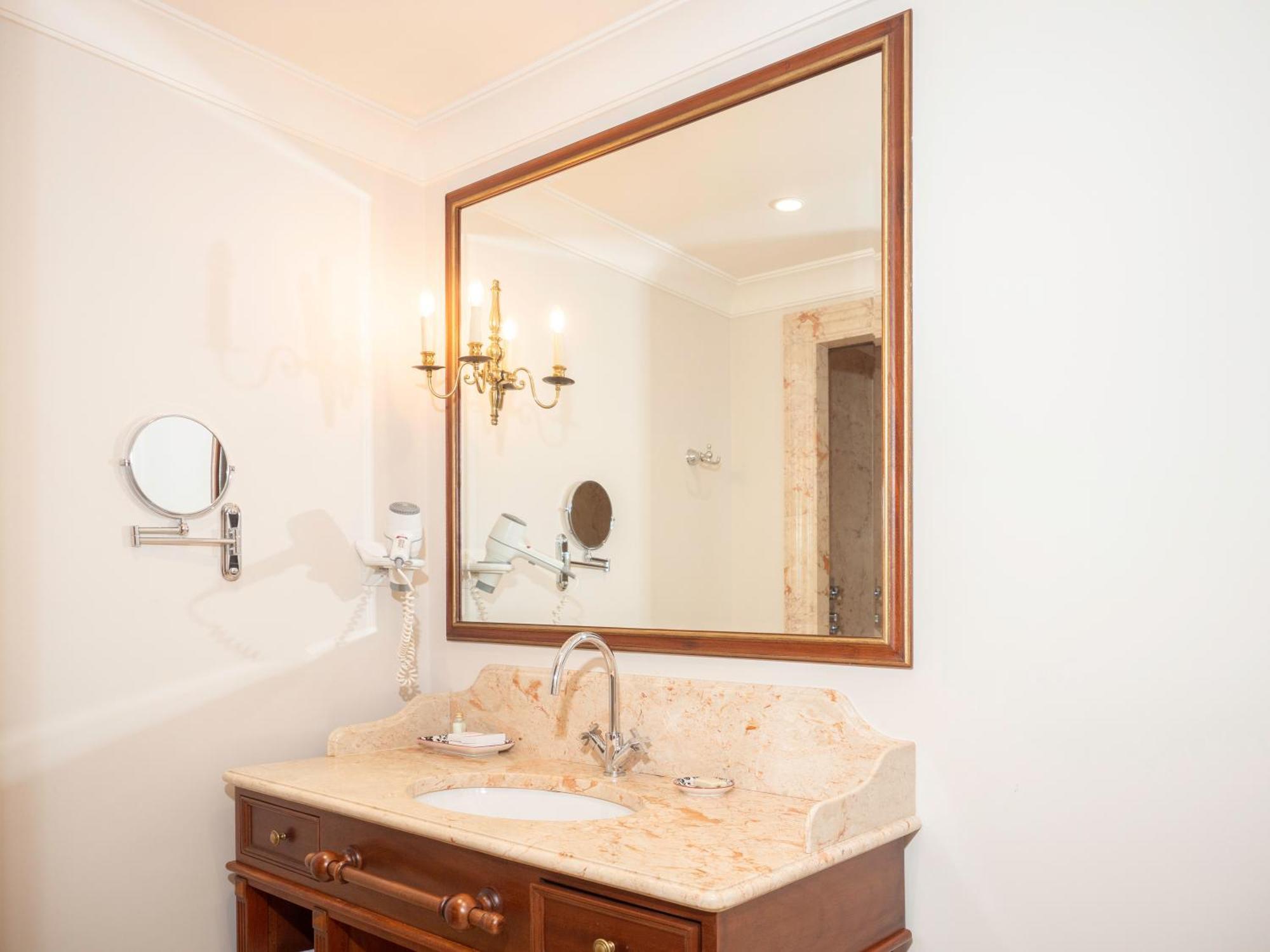 Hotel Ebel Boutique 4*